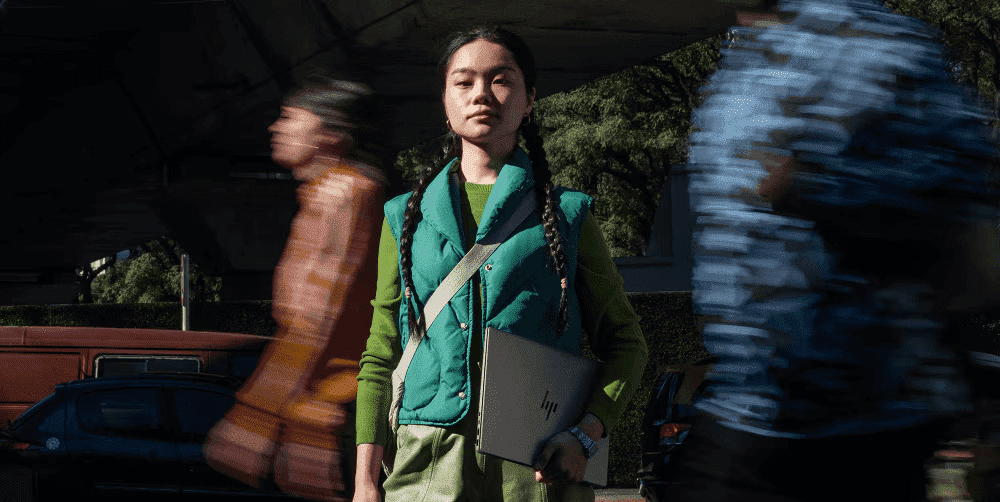 HP OmniBook X laptop AI-first para creativos y profesionales