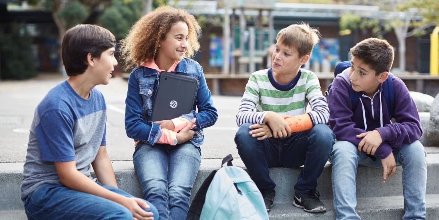 Laptop HP protegida para uso infantil seguro